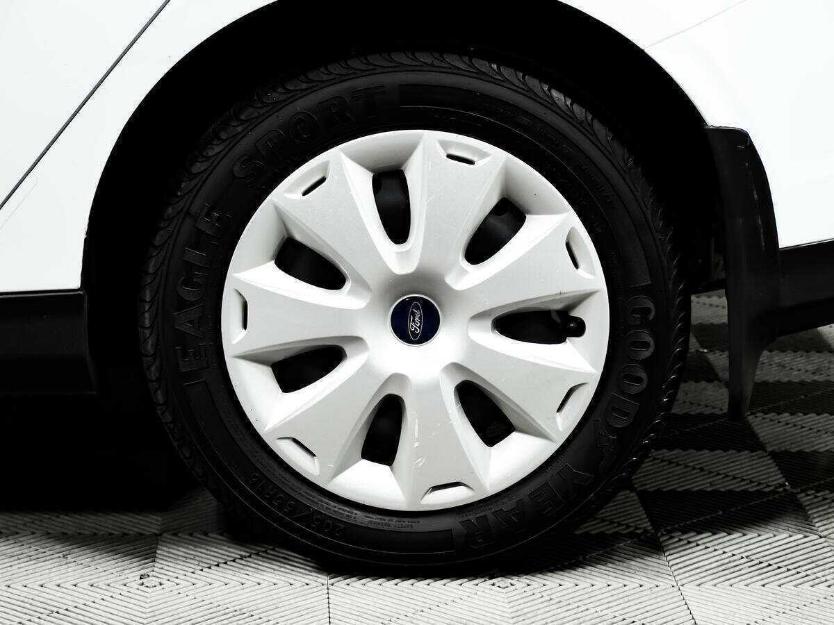Ford Focus 2015 года с пробегом. Фото: #13