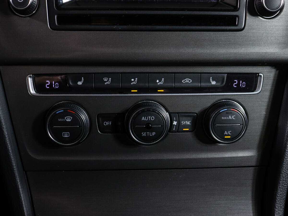 Volkswagen Golf 2013 года с пробегом. Фото: #19