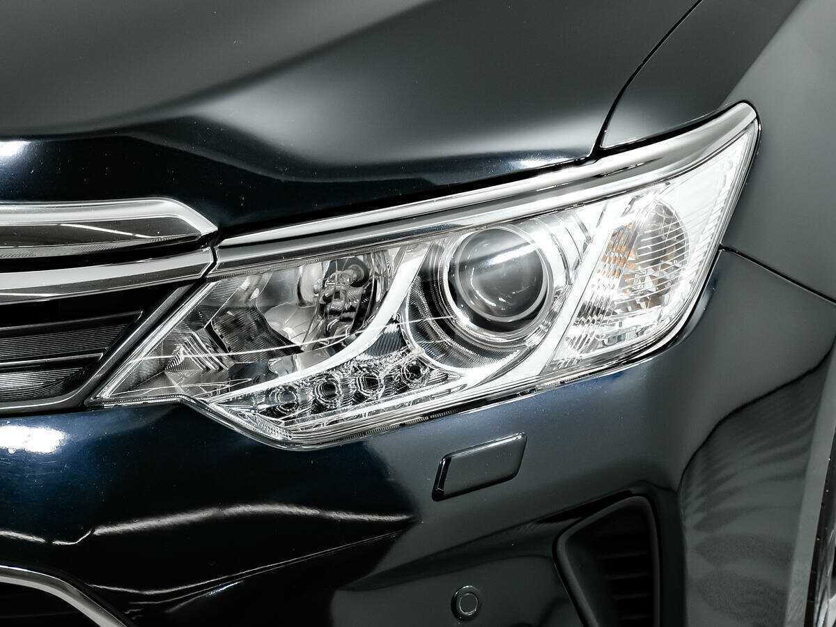 Toyota Camry 2016 года с пробегом. Фото: #12