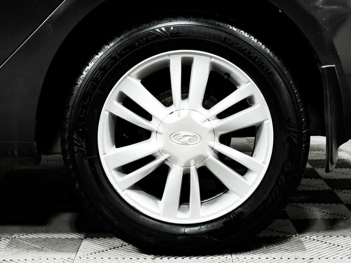 Lada (ВАЗ) Vesta 2017 года с пробегом. Фото: #13