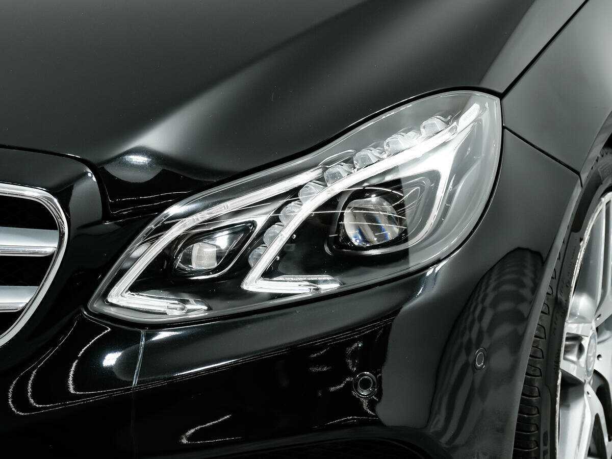 Mercedes-Benz E-Класс 2013 года с пробегом. Фото: #12