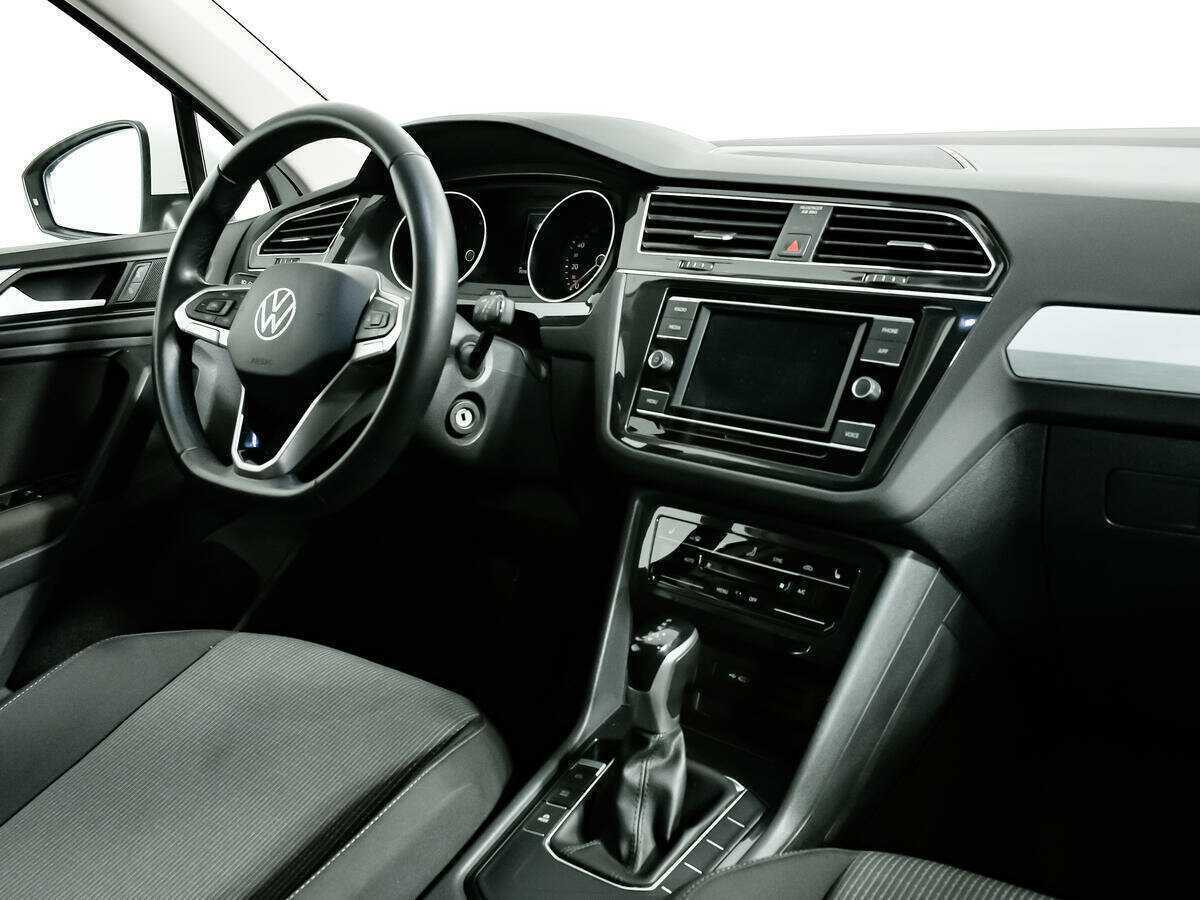Volkswagen Tiguan 2021 года с пробегом. Фото: #8