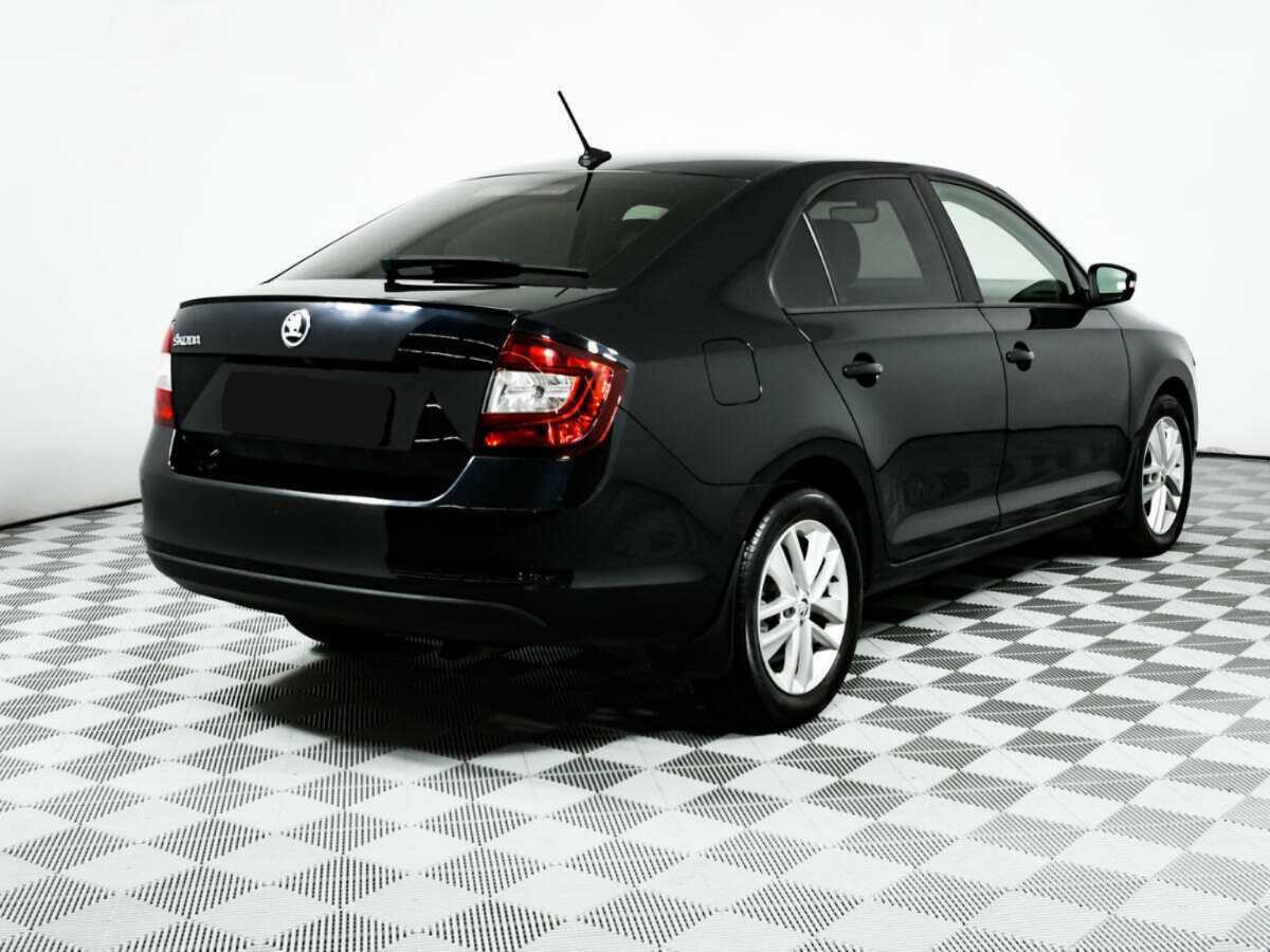 Skoda Rapid 2018 года с пробегом. Фото: #4
