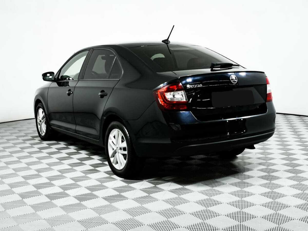 Skoda Rapid 2018 года с пробегом. Фото: #6