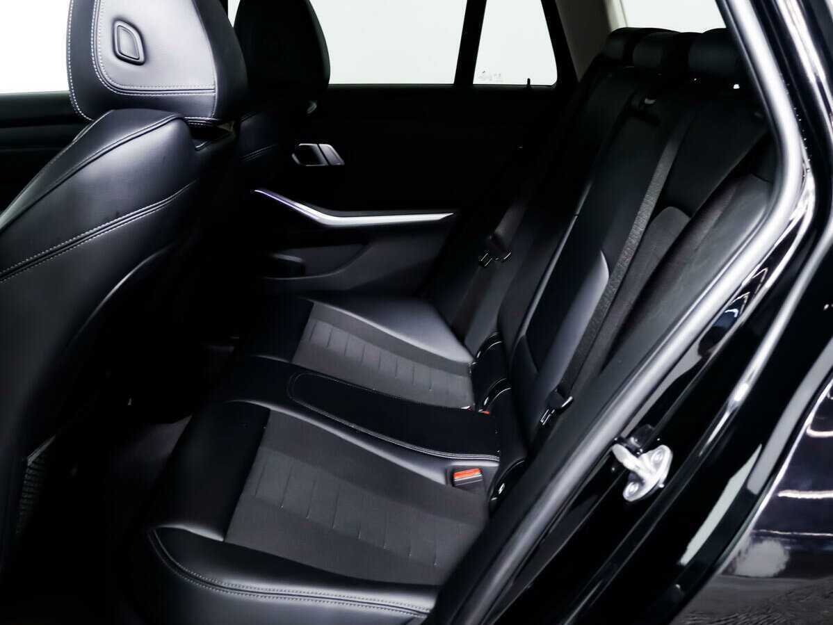 BMW 3 серии 2019 года с пробегом. Фото: #11