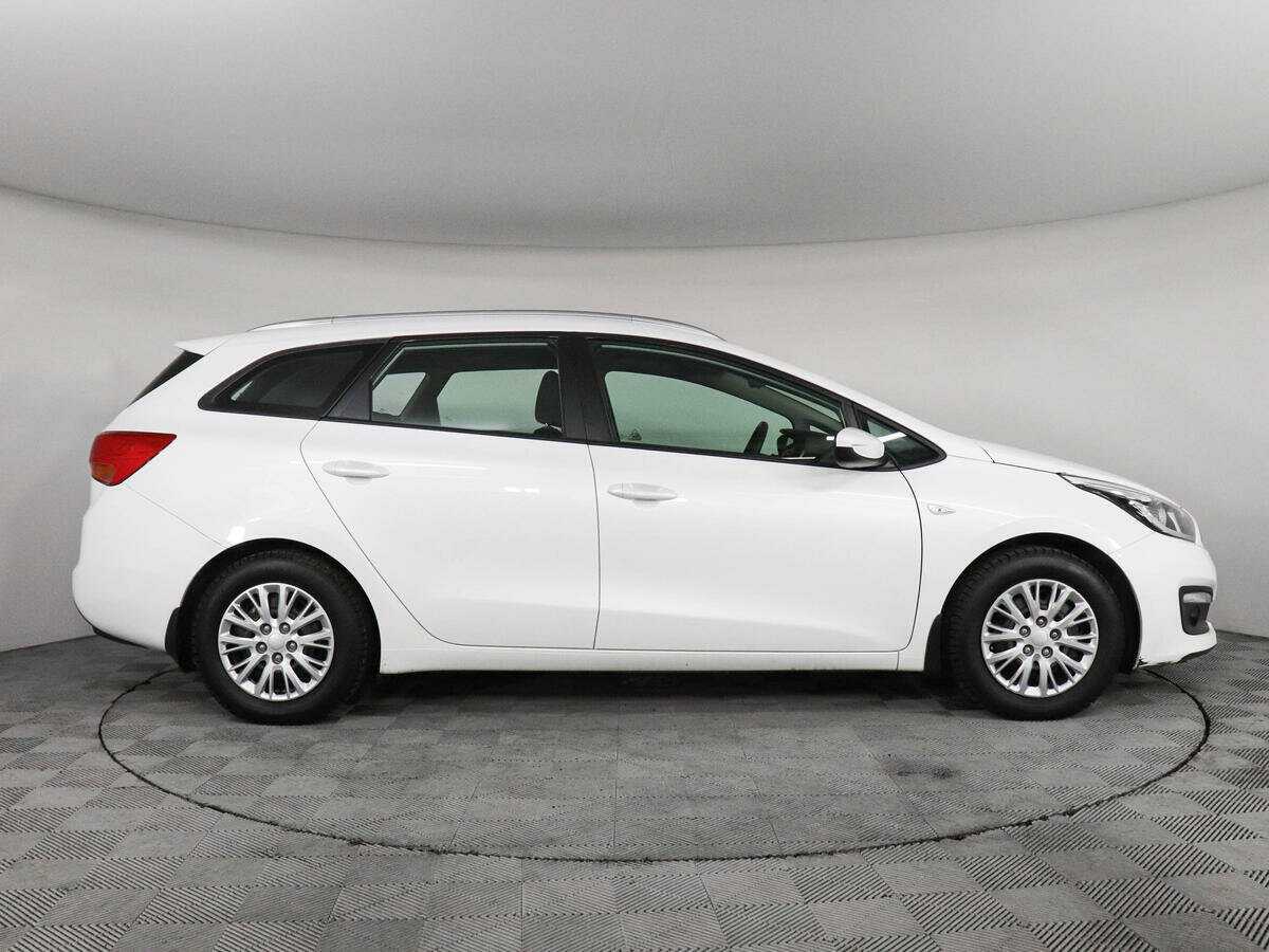 Kia Ceed 2018 года с пробегом. Фото: #3