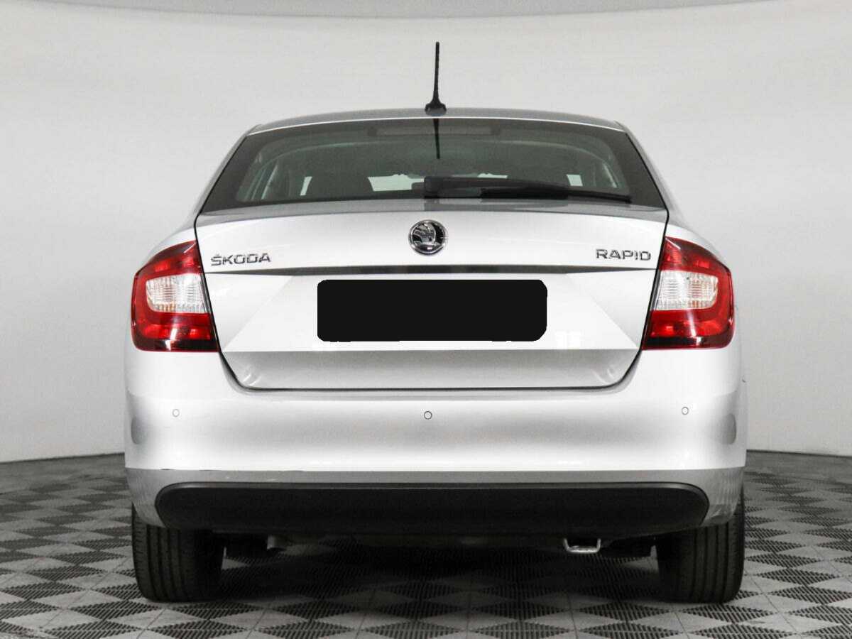 Skoda Rapid 2018 года с пробегом. Фото: #5