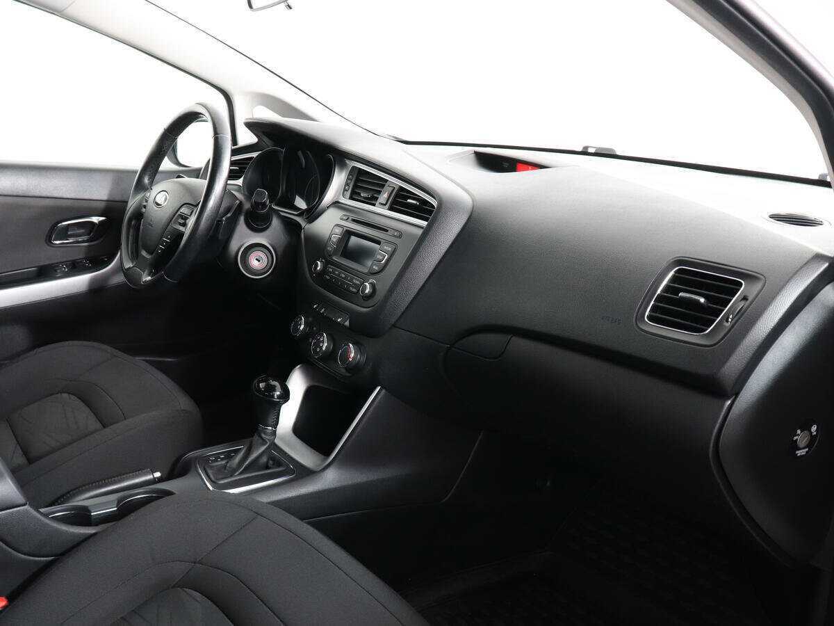 Kia Ceed 2017 года с пробегом. Фото: #8