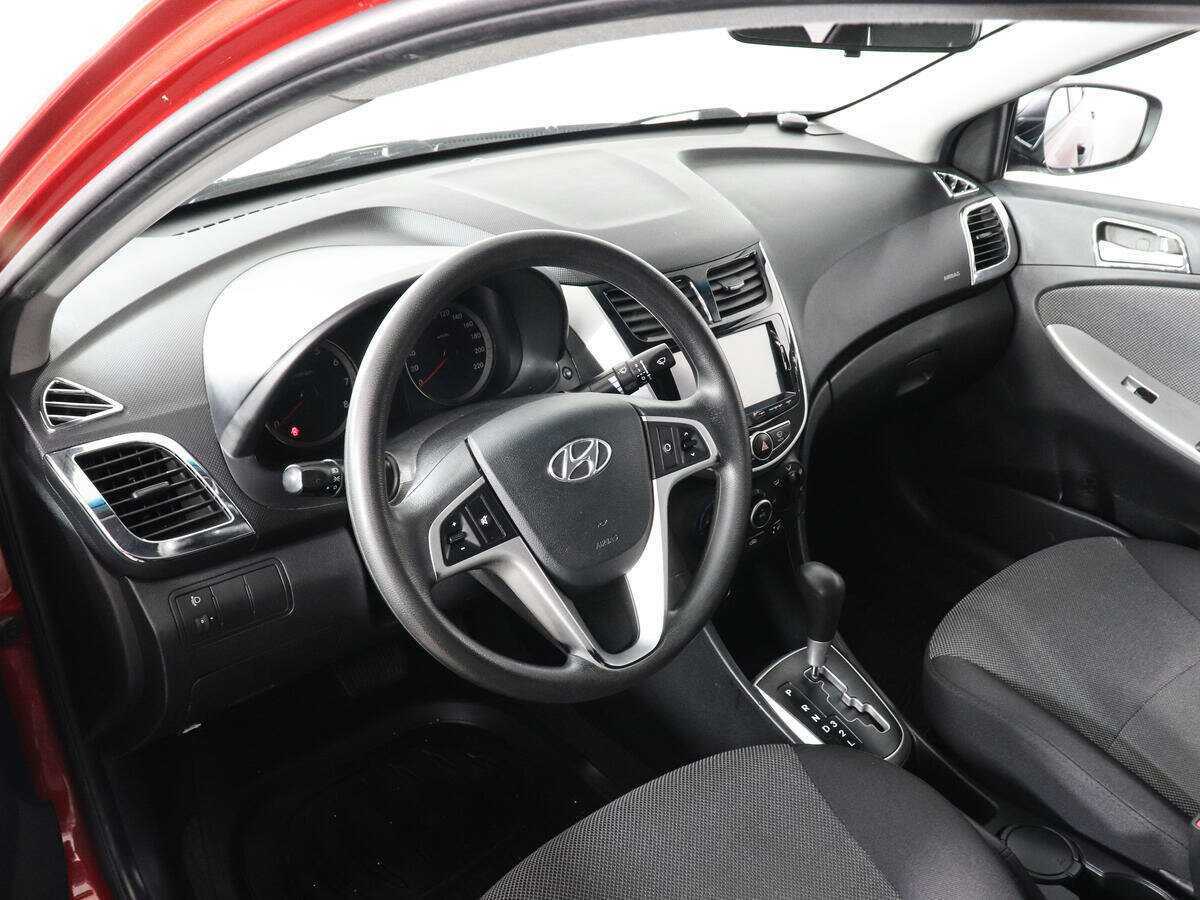 Hyundai Solaris 2013 года с пробегом. Фото: #4