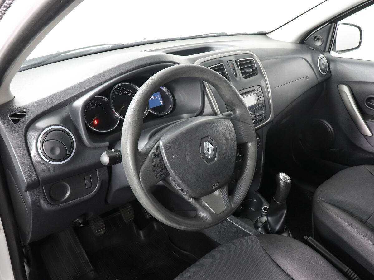 Renault Logan 2014 года с пробегом. Фото: #4