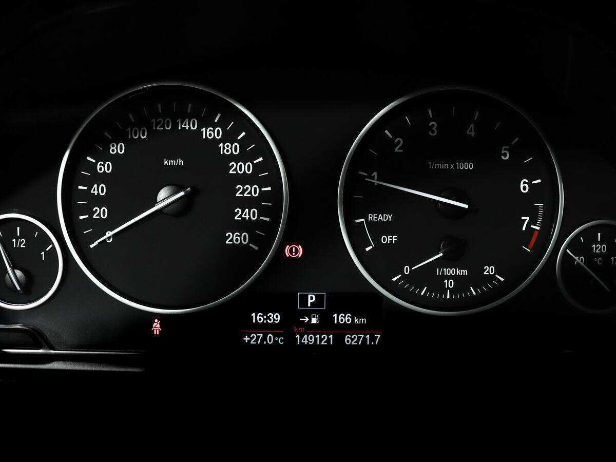 BMW 3 серии 2016 года с пробегом. Фото: #12