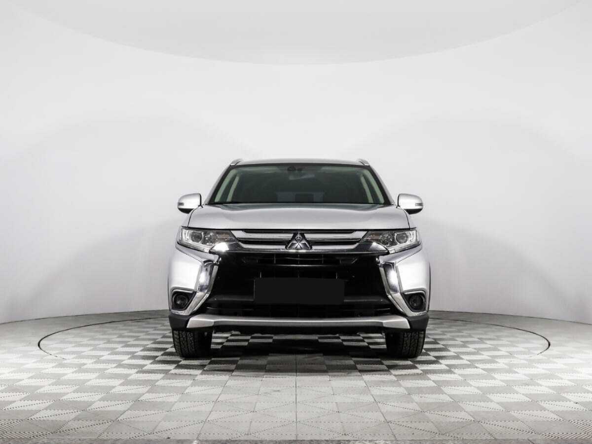 Mitsubishi Outlander 2015 года с пробегом. Фото: #1