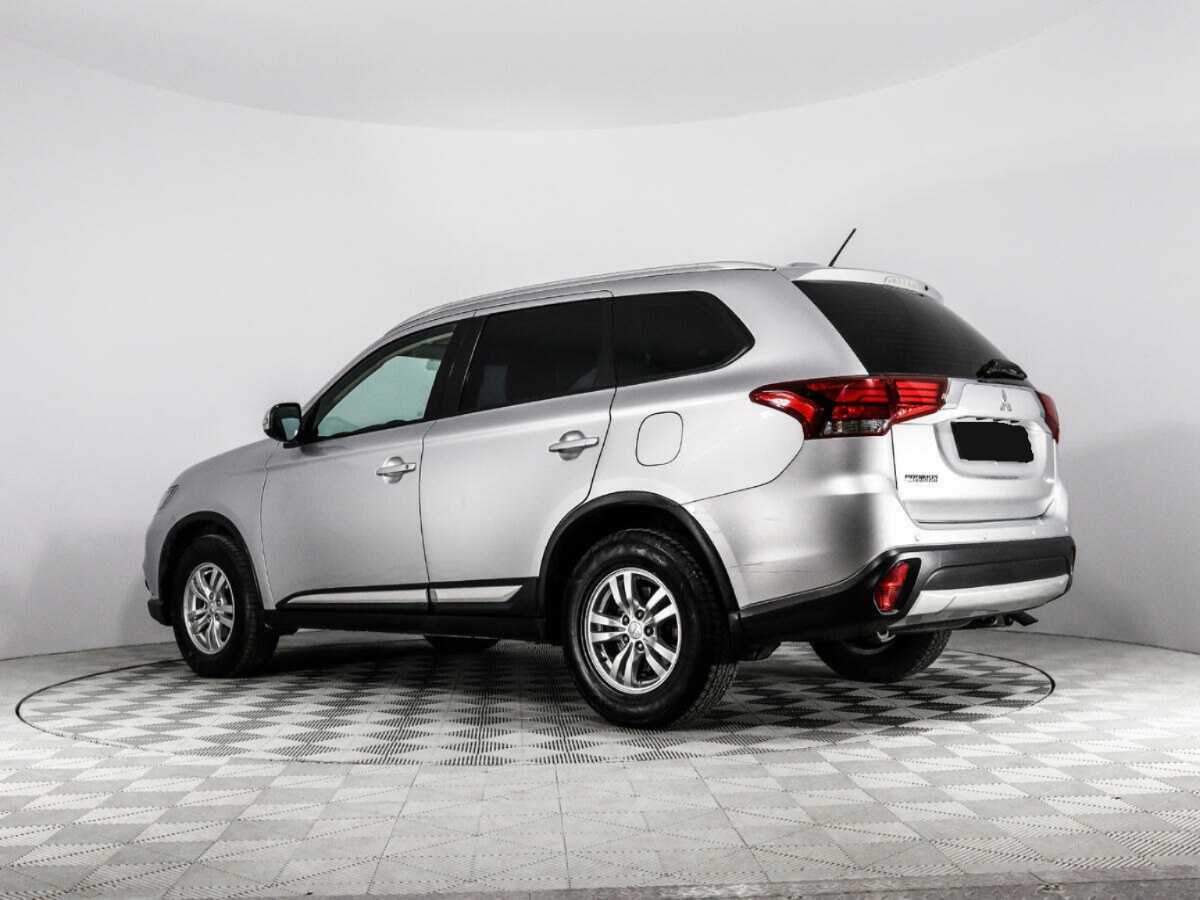 Mitsubishi Outlander 2015 года с пробегом. Фото: #6