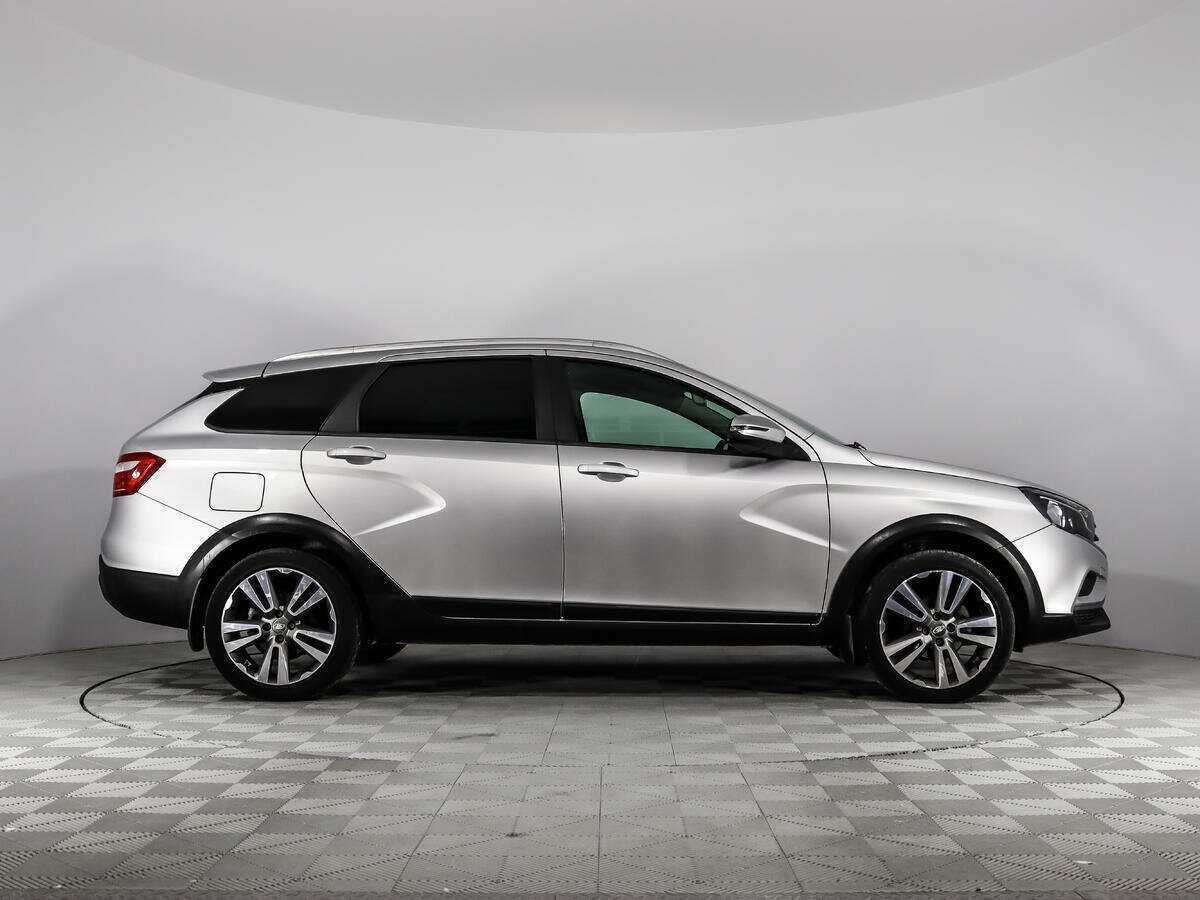 Lada (ВАЗ) Vesta 2021 года с пробегом. Фото: #3