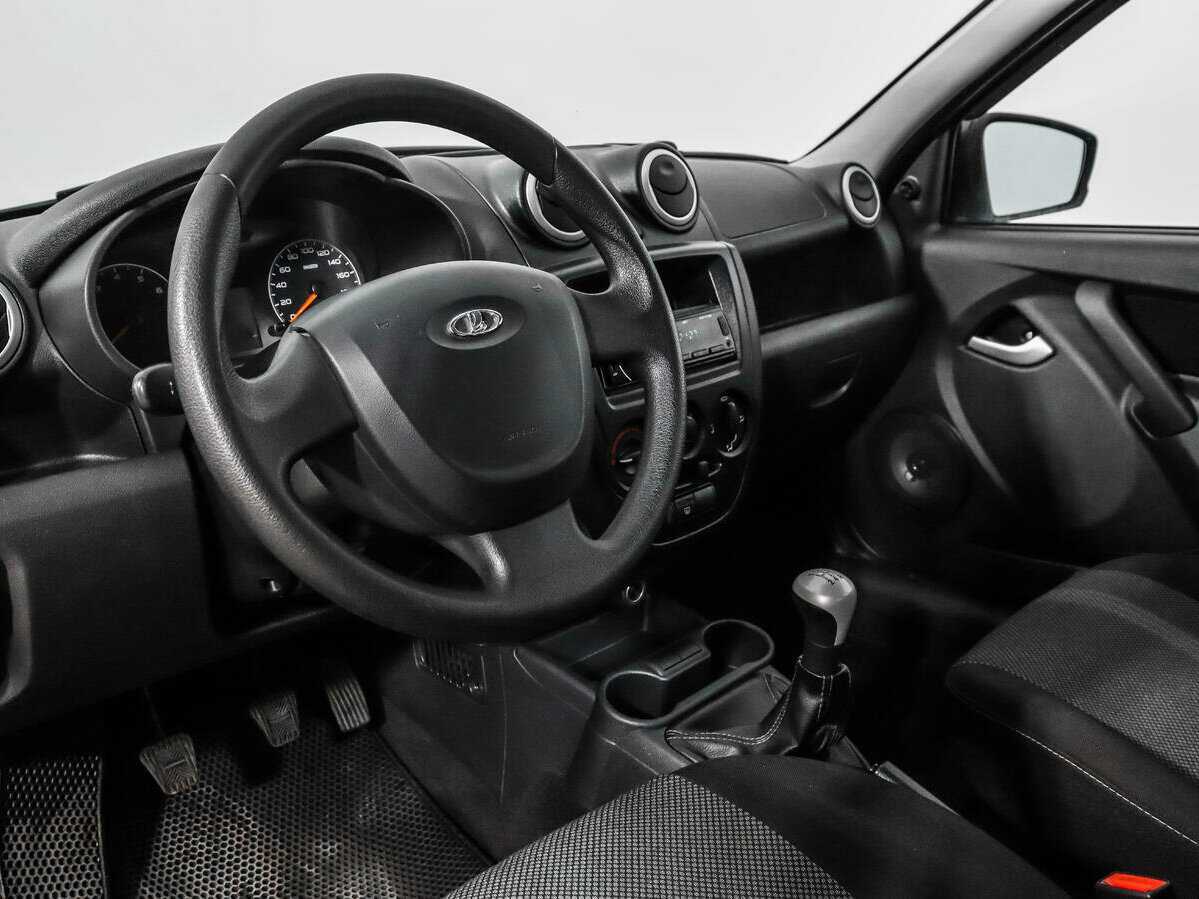 Lada (ВАЗ) Granta 2015 года с пробегом. Фото: #8