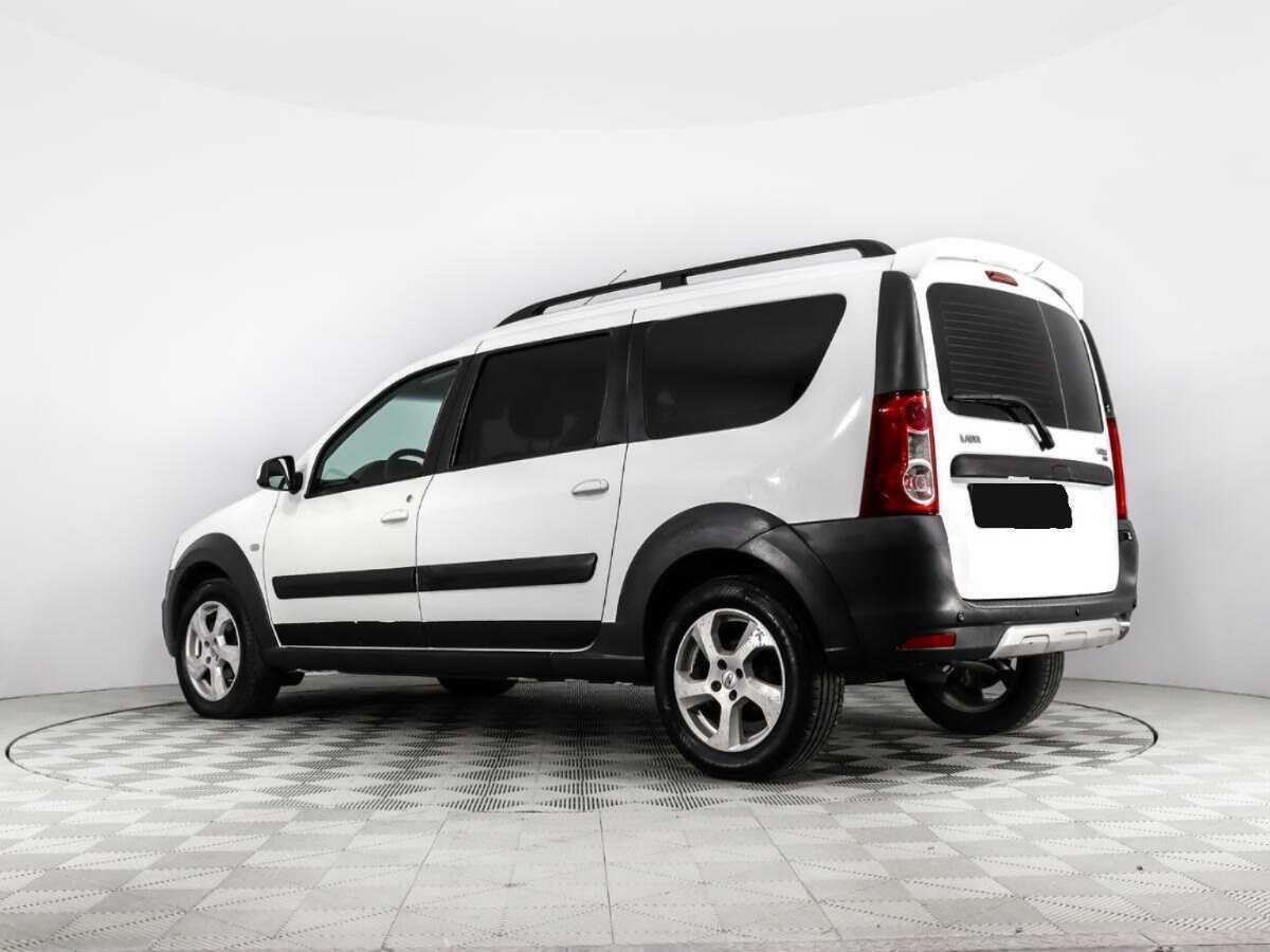 Lada (ВАЗ) Largus 2015 года с пробегом. Фото: #6