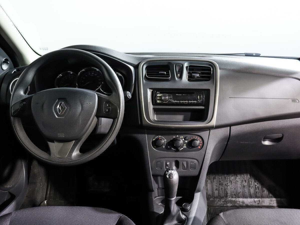 Renault Sandero 2015 года с пробегом. Фото: #11