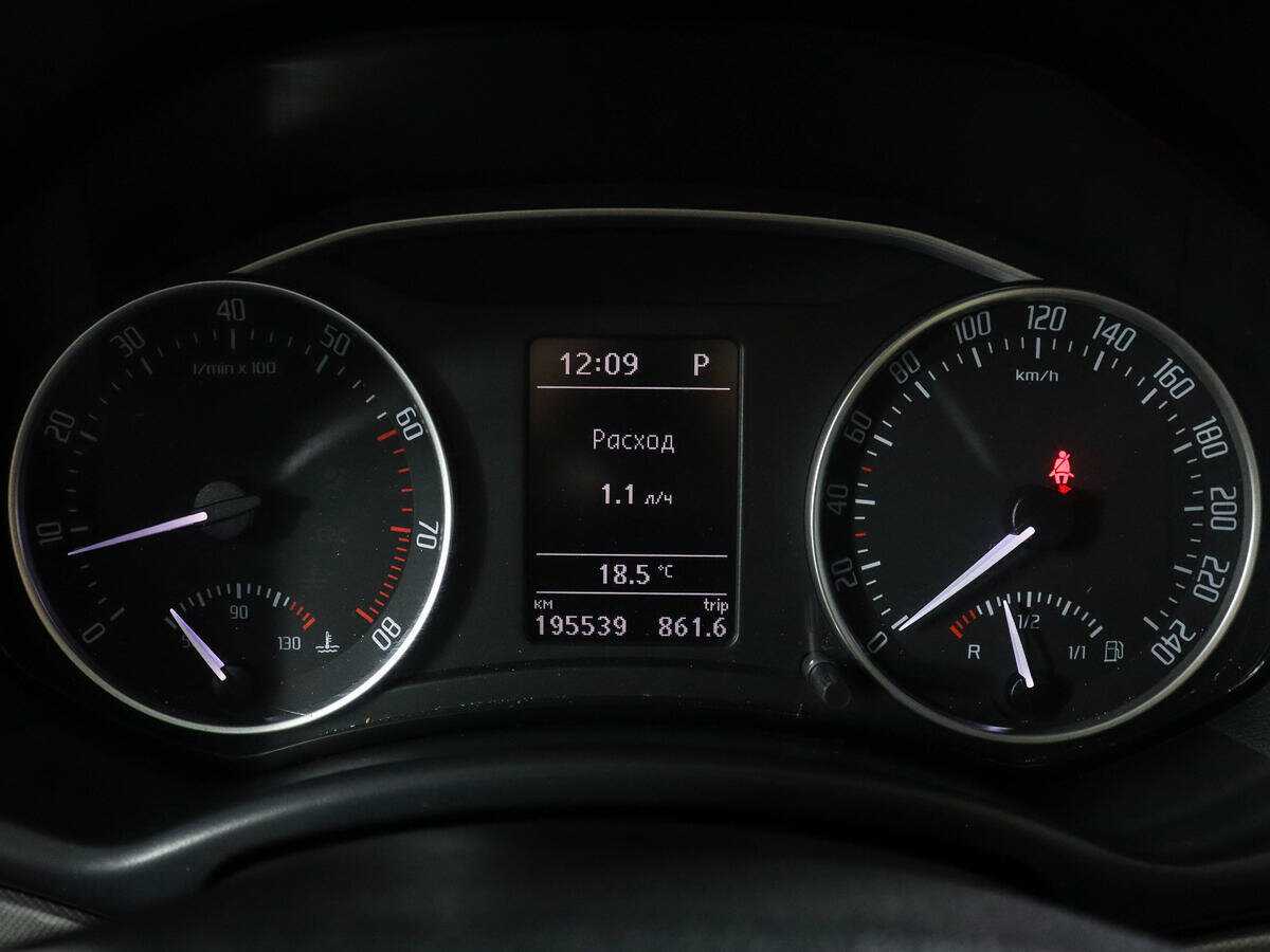 Skoda Octavia 2012 года с пробегом. Фото: #10