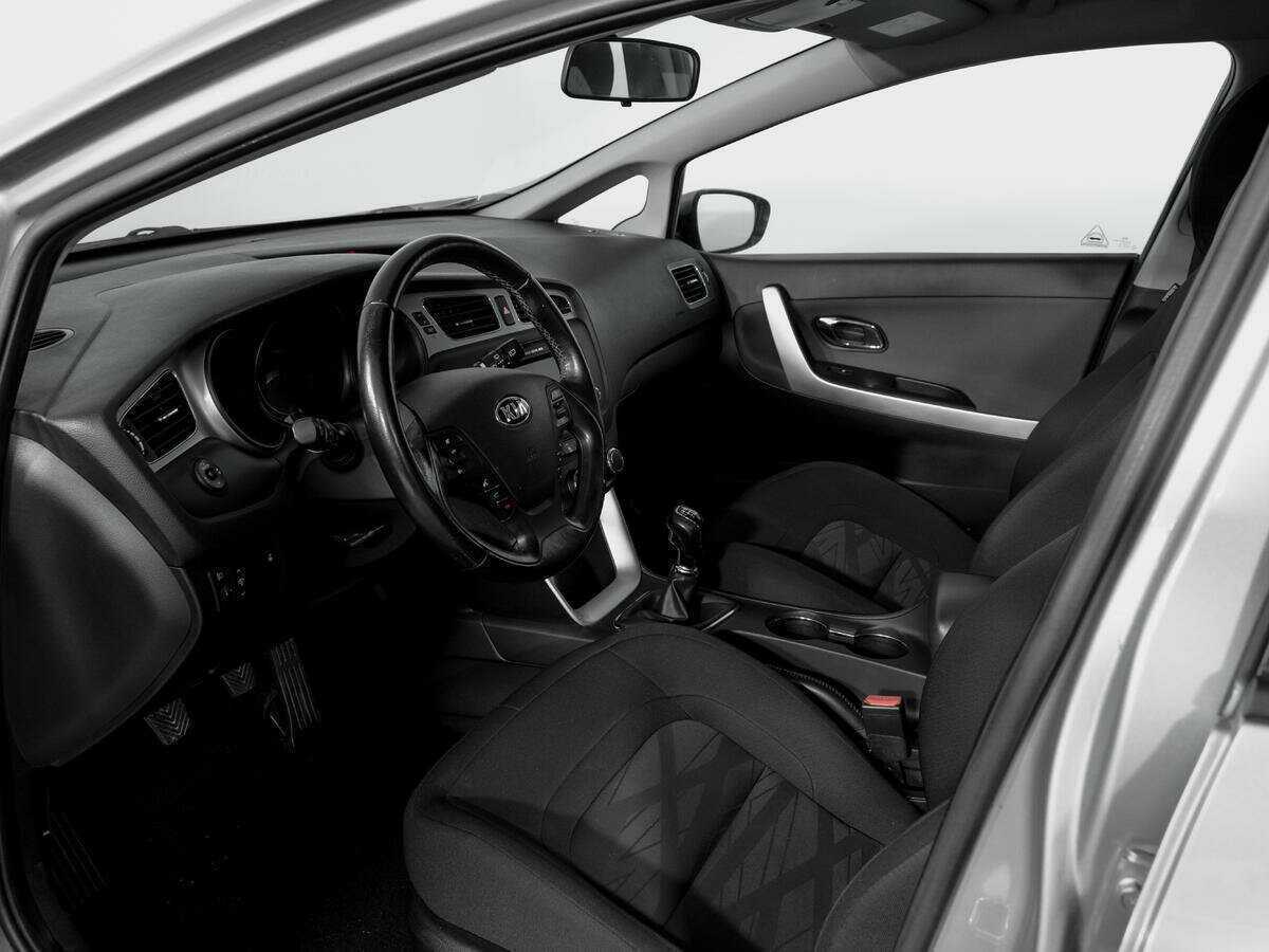 Kia Ceed 2015 года с пробегом. Фото: #14