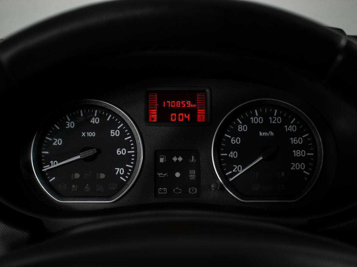 Renault Sandero 2012 года с пробегом. Фото: #11