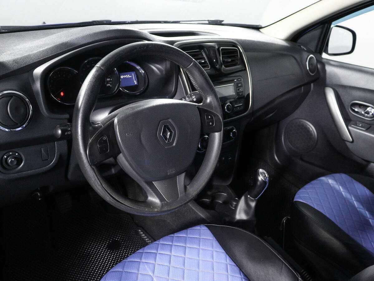 Renault Sandero 2015 года с пробегом. Фото: #11