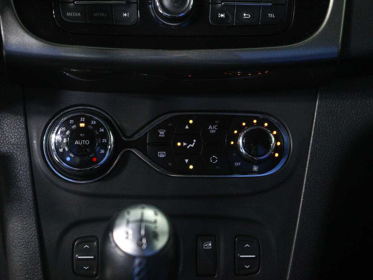 Renault Sandero 2015 года с пробегом. Фото: #13