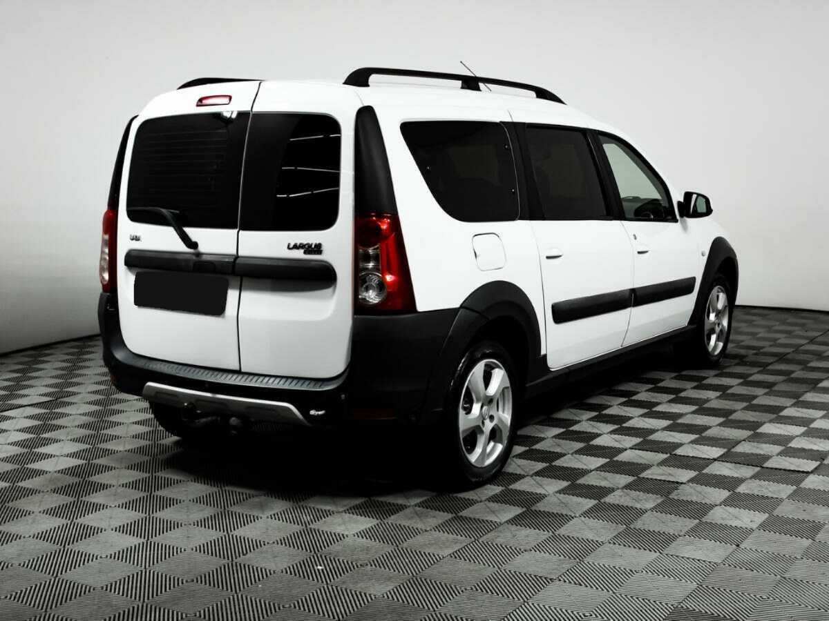 Lada (ВАЗ) Largus 2018 года с пробегом. Фото: #4