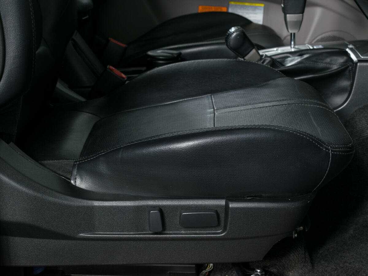 Mitsubishi Pajero Sport 2013 года с пробегом. Фото: #16