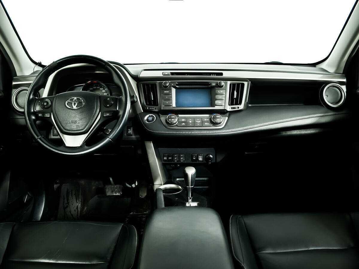 Toyota RAV4 2014 года с пробегом. Фото: #10
