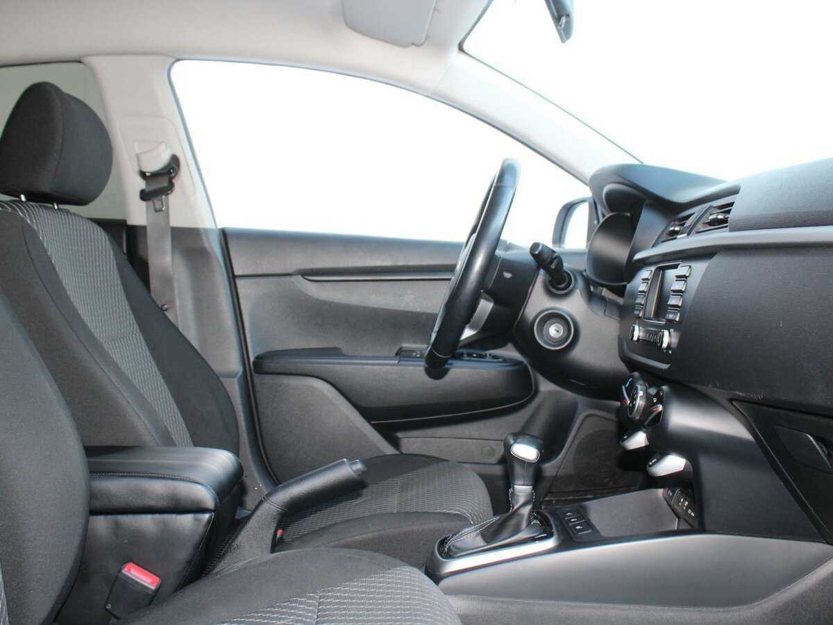 Kia Rio 2018 года с пробегом. Фото: #8