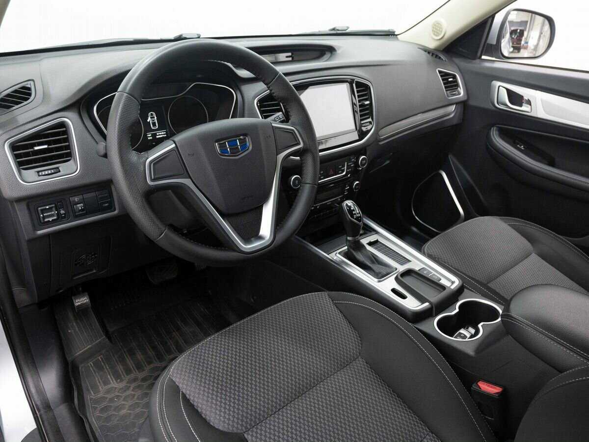 Geely Emgrand X7 2020 года с пробегом. Фото: #8