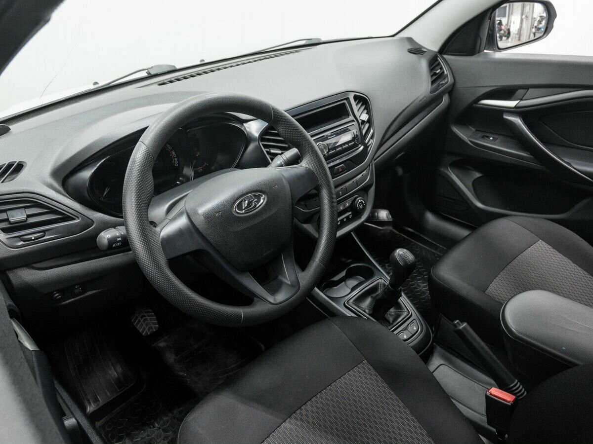 Lada (ВАЗ) Vesta 2019 года с пробегом. Фото: #13