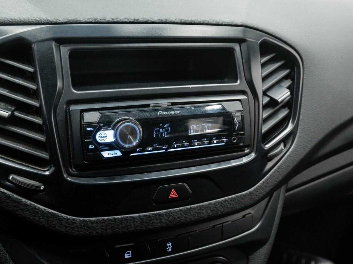 Lada (ВАЗ) Vesta 2019 года с пробегом. Фото: #19