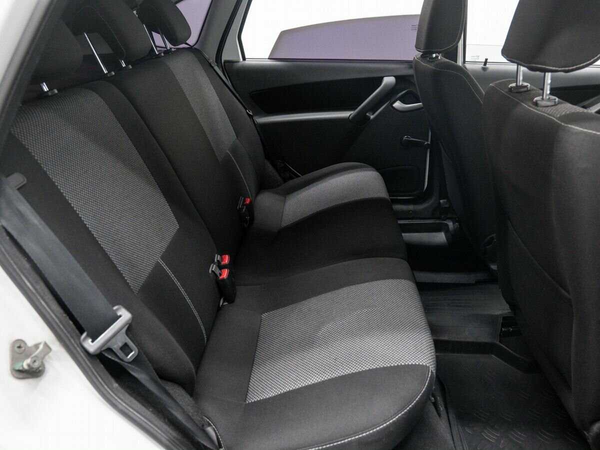 Lada (ВАЗ) Granta 2014 года с пробегом. Фото: #9