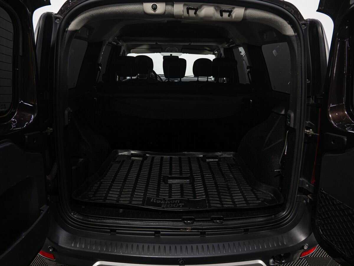 Lada (ВАЗ) Largus 2018 года с пробегом. Фото: #18