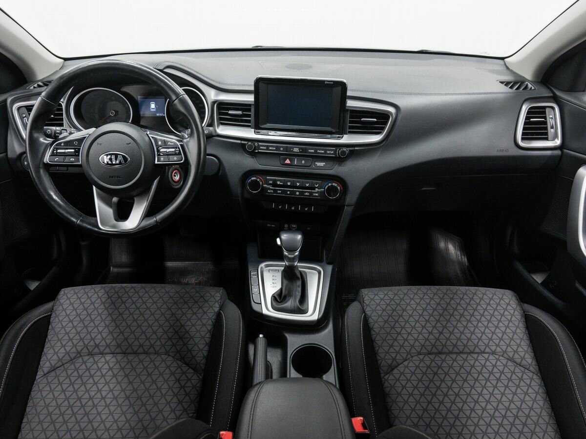 Kia Ceed 2019 года с пробегом. Фото: #10
