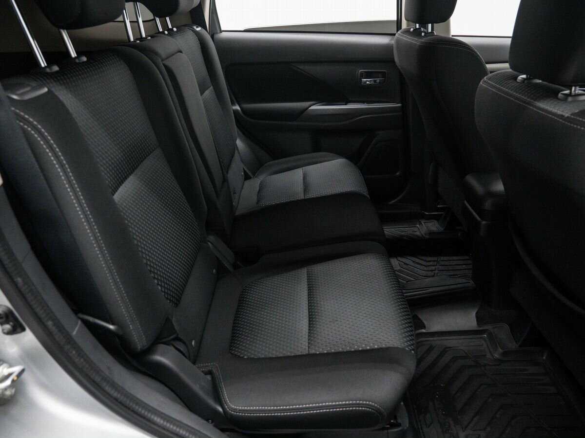 Mitsubishi Outlander 2016 года с пробегом. Фото: #10
