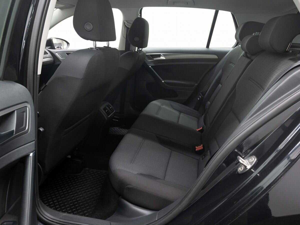 Volkswagen Golf 2013 года с пробегом. Фото: #10