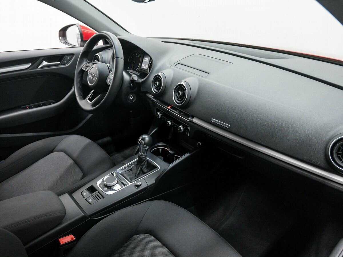 Audi A3 2020 года с пробегом. Фото: #7
