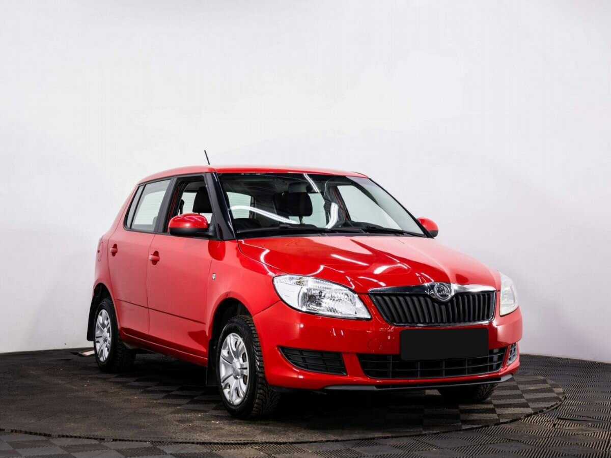 Skoda Fabia 2013 года с пробегом. Фото: #2