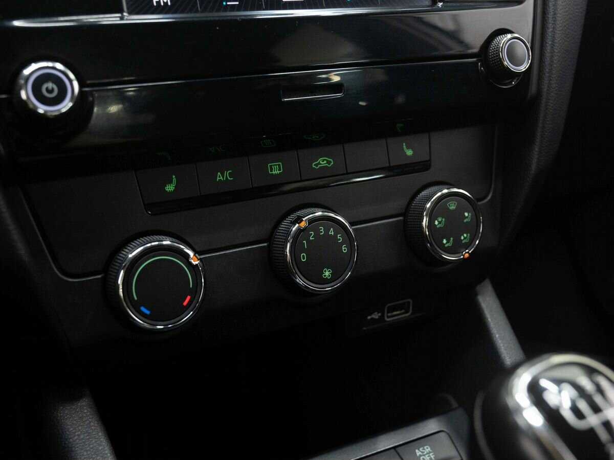 Skoda Octavia 2019 года с пробегом. Фото: #18