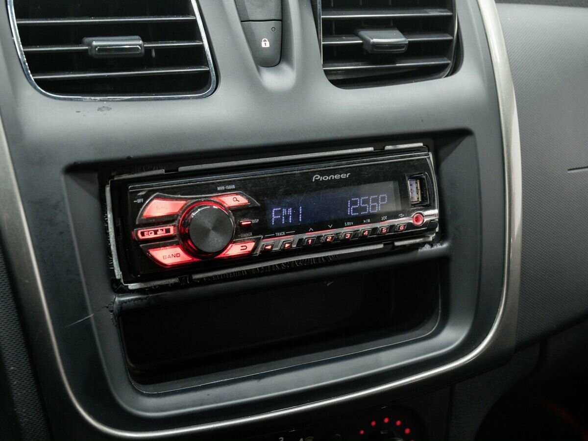 Renault Sandero 2017 года с пробегом. Фото: #17