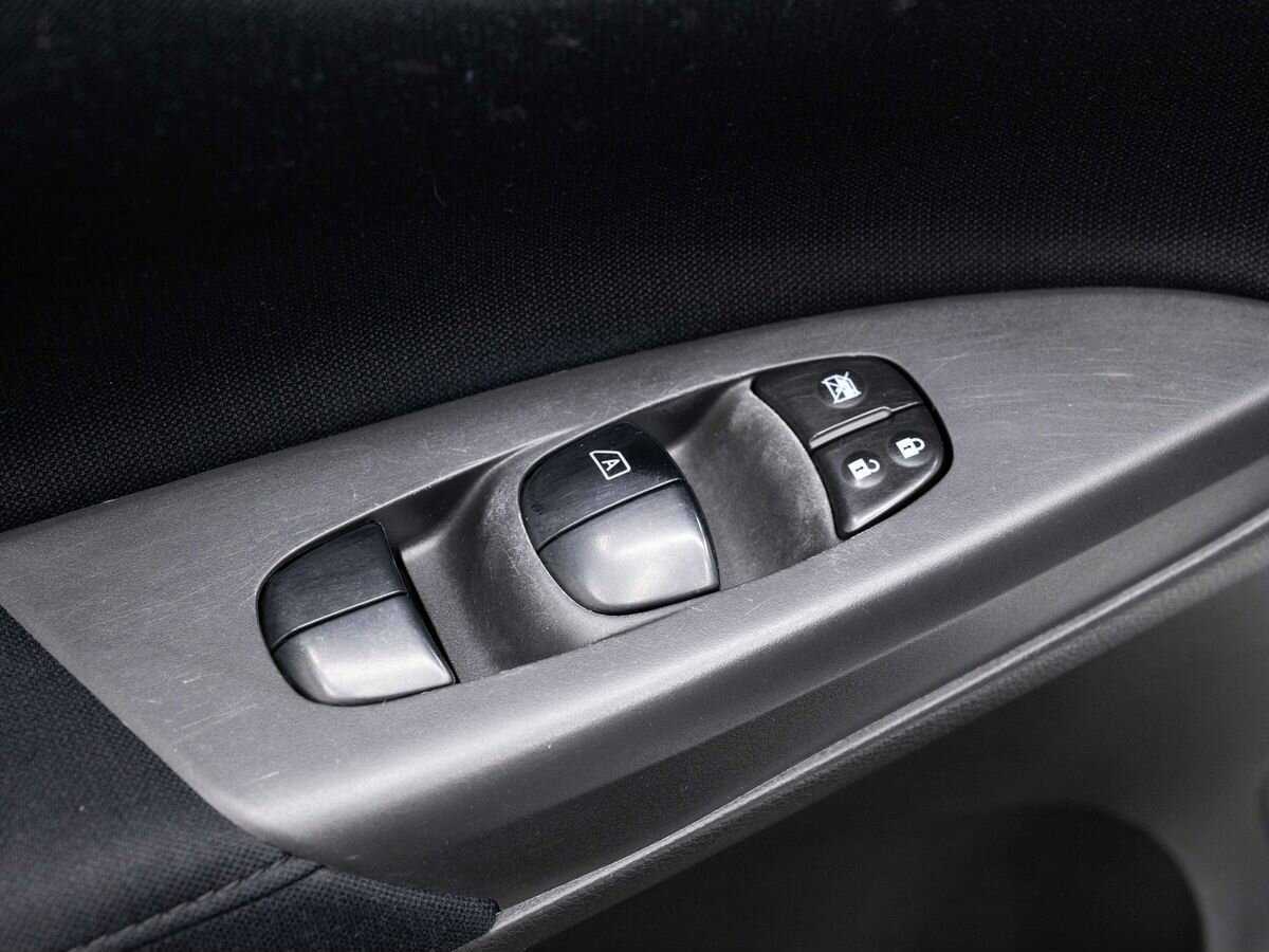 Nissan Sentra 2015 года с пробегом. Фото: #15