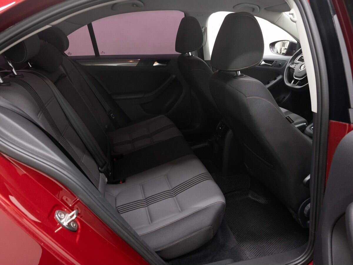 Volkswagen Jetta 2016 года с пробегом. Фото: #9