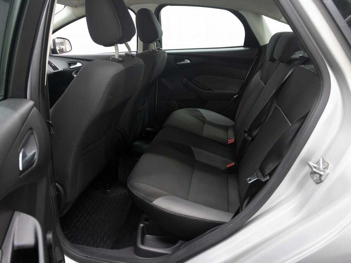 Ford Focus 2012 года с пробегом. Фото: #10