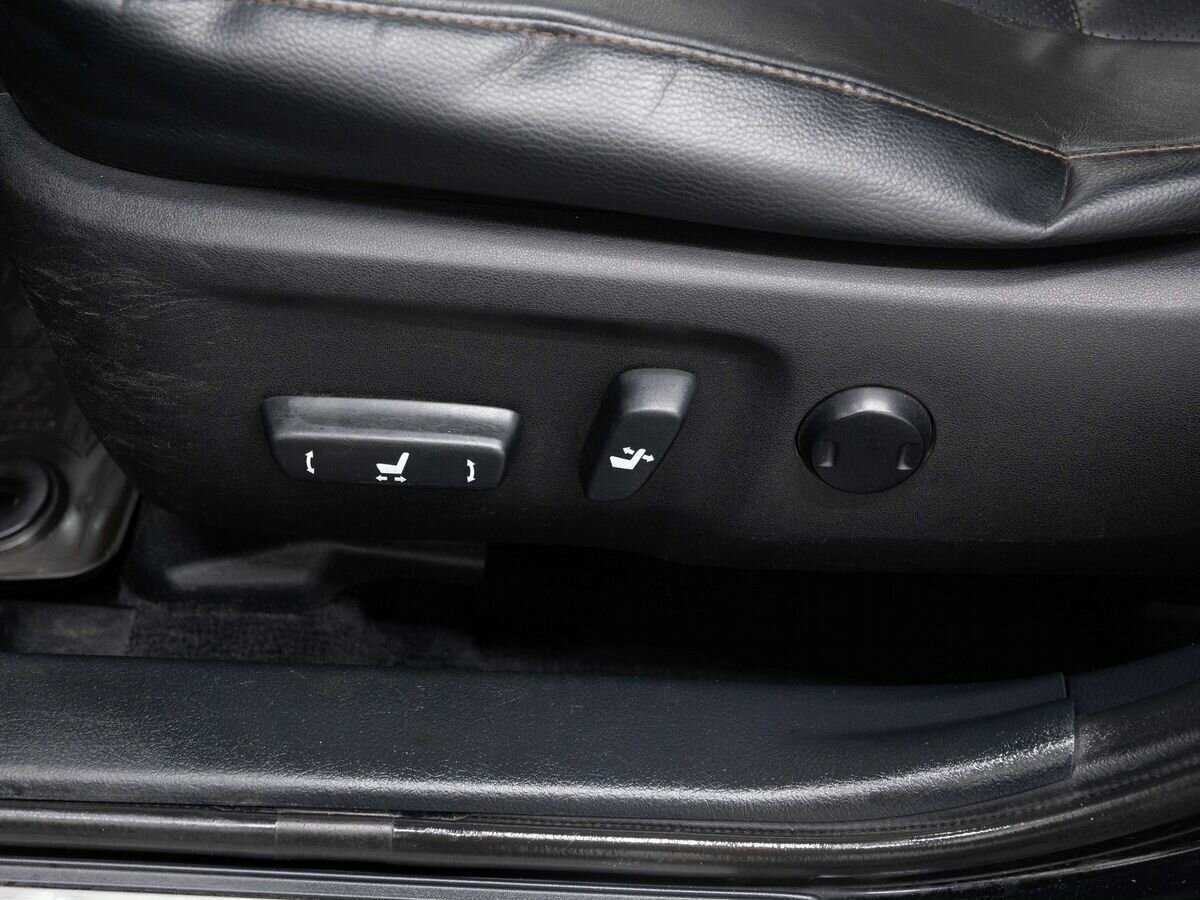 Toyota Camry 2012 года с пробегом. Фото: #19