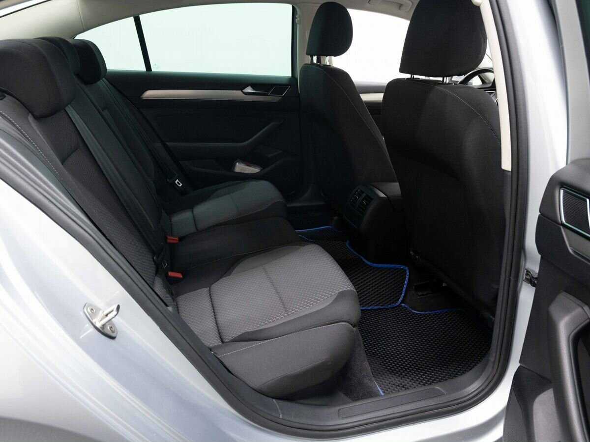 Volkswagen Passat 2017 года с пробегом. Фото: #23