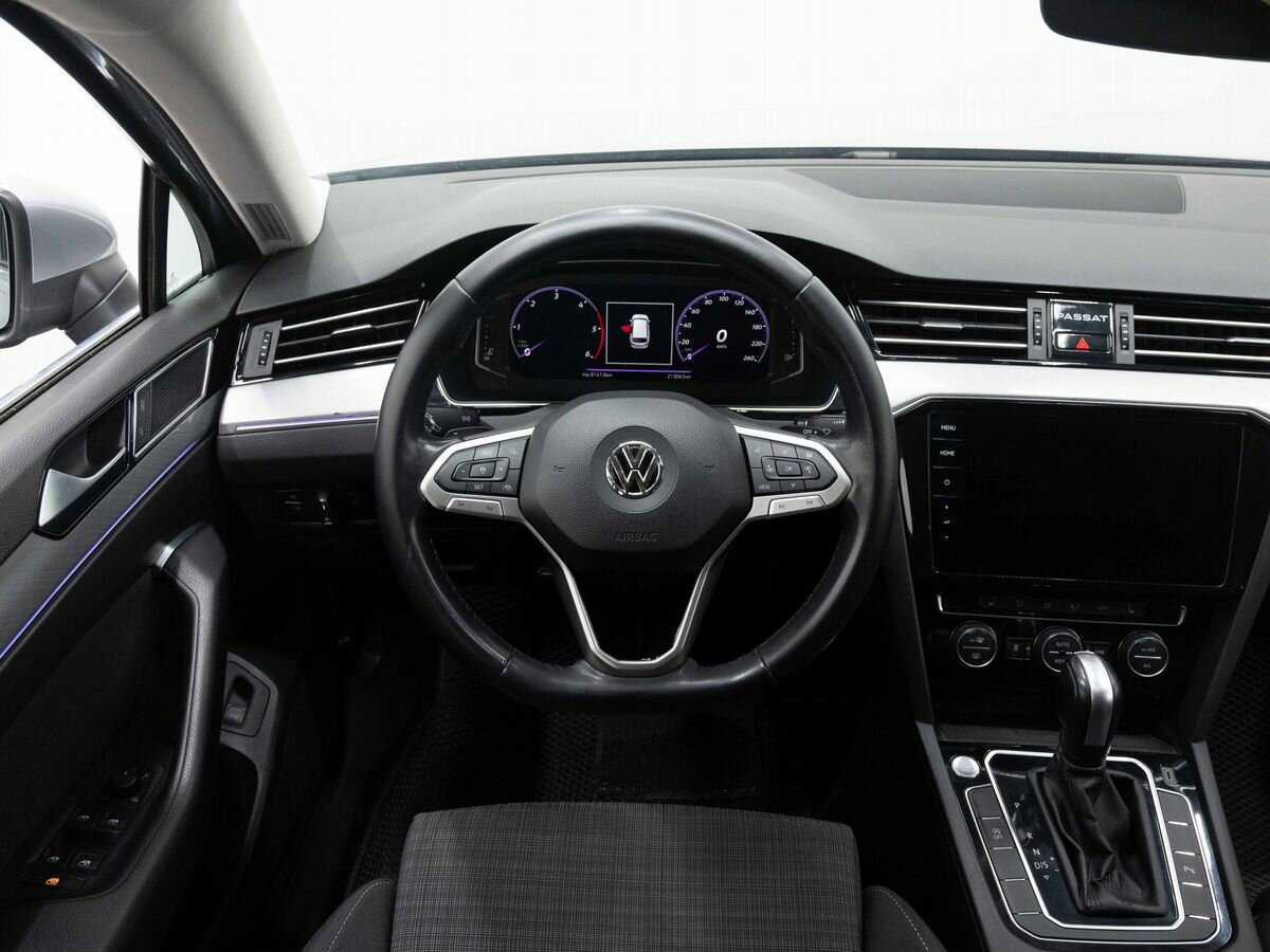 Volkswagen Passat 2020 года с пробегом. Фото: #16