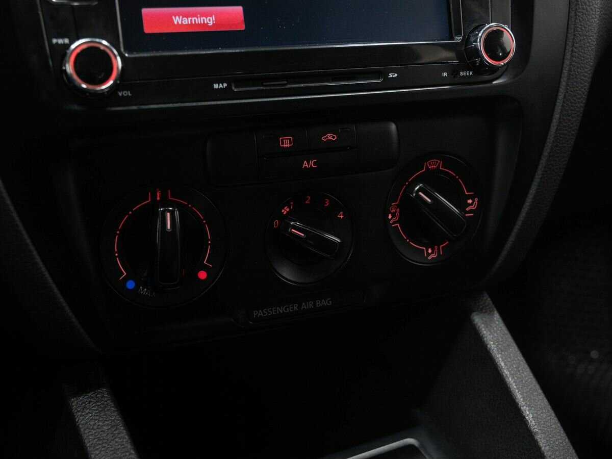 Volkswagen Jetta 2013 года с пробегом. Фото: #16