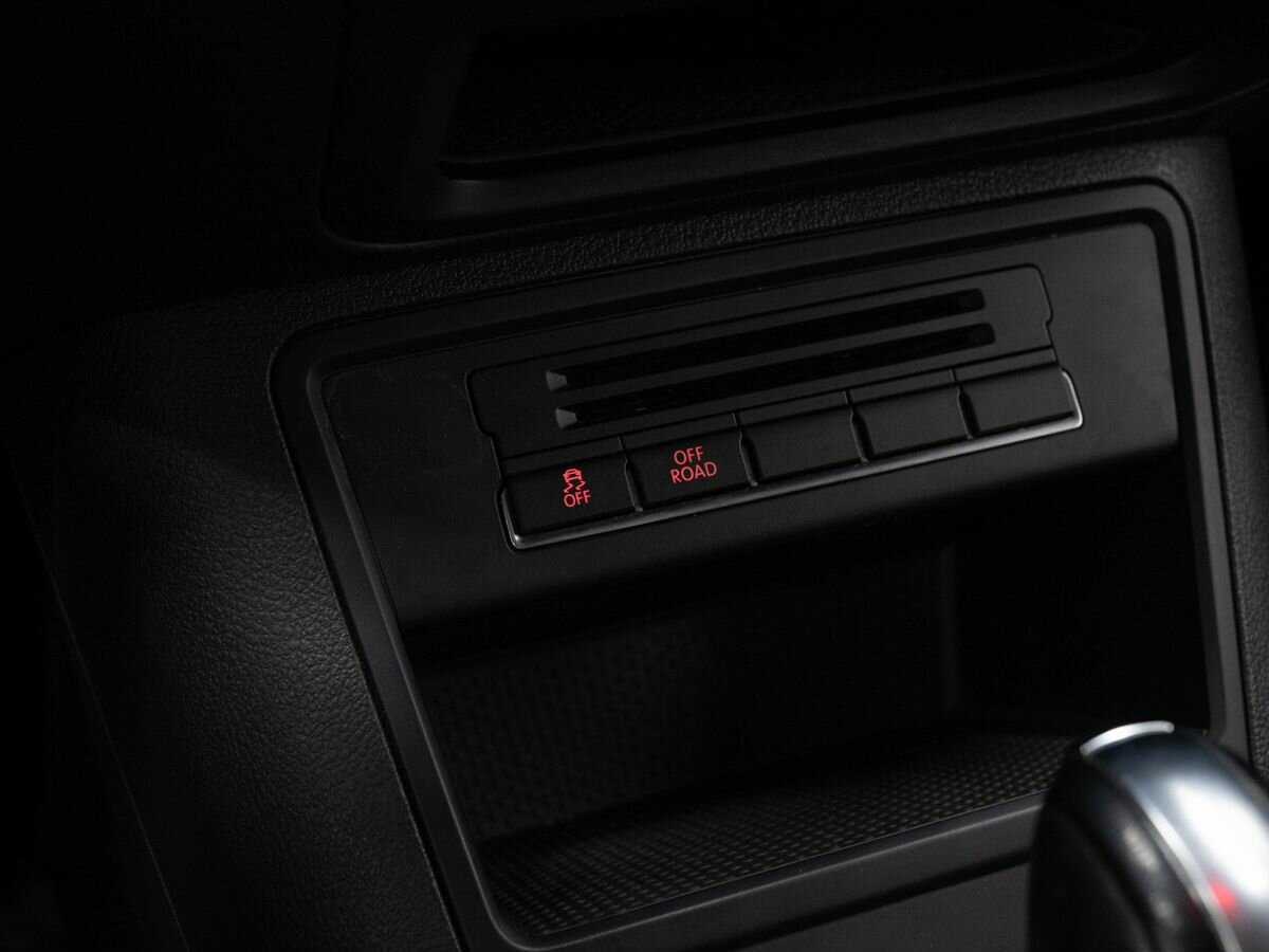 Volkswagen Tiguan 2013 года с пробегом. Фото: #16